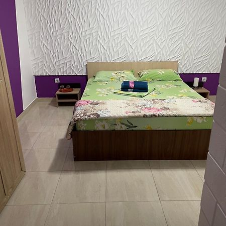 Vila Vlad Două Mai Esterno foto