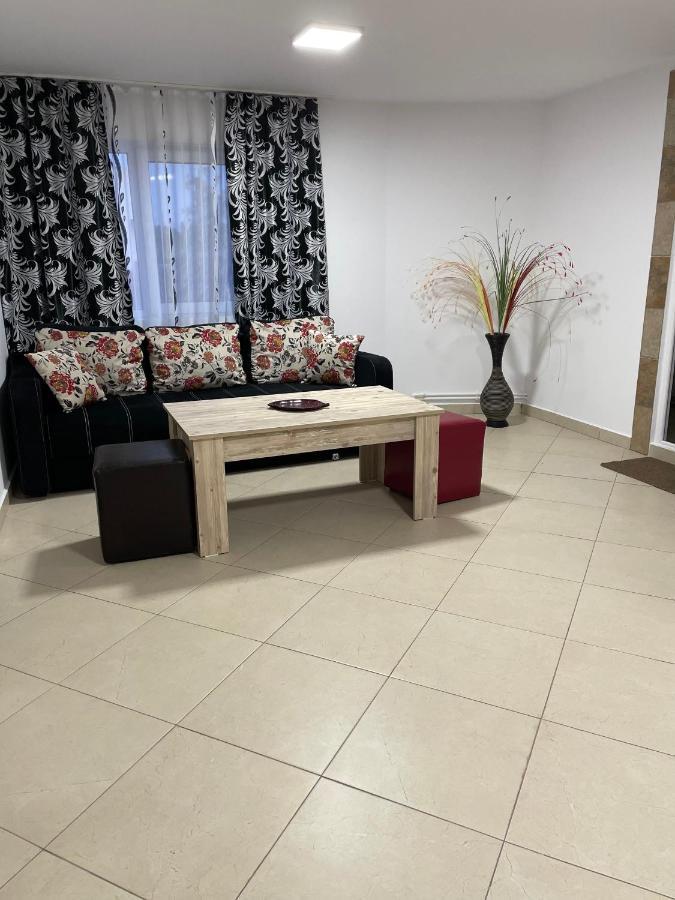 Vila Vlad Două Mai Esterno foto