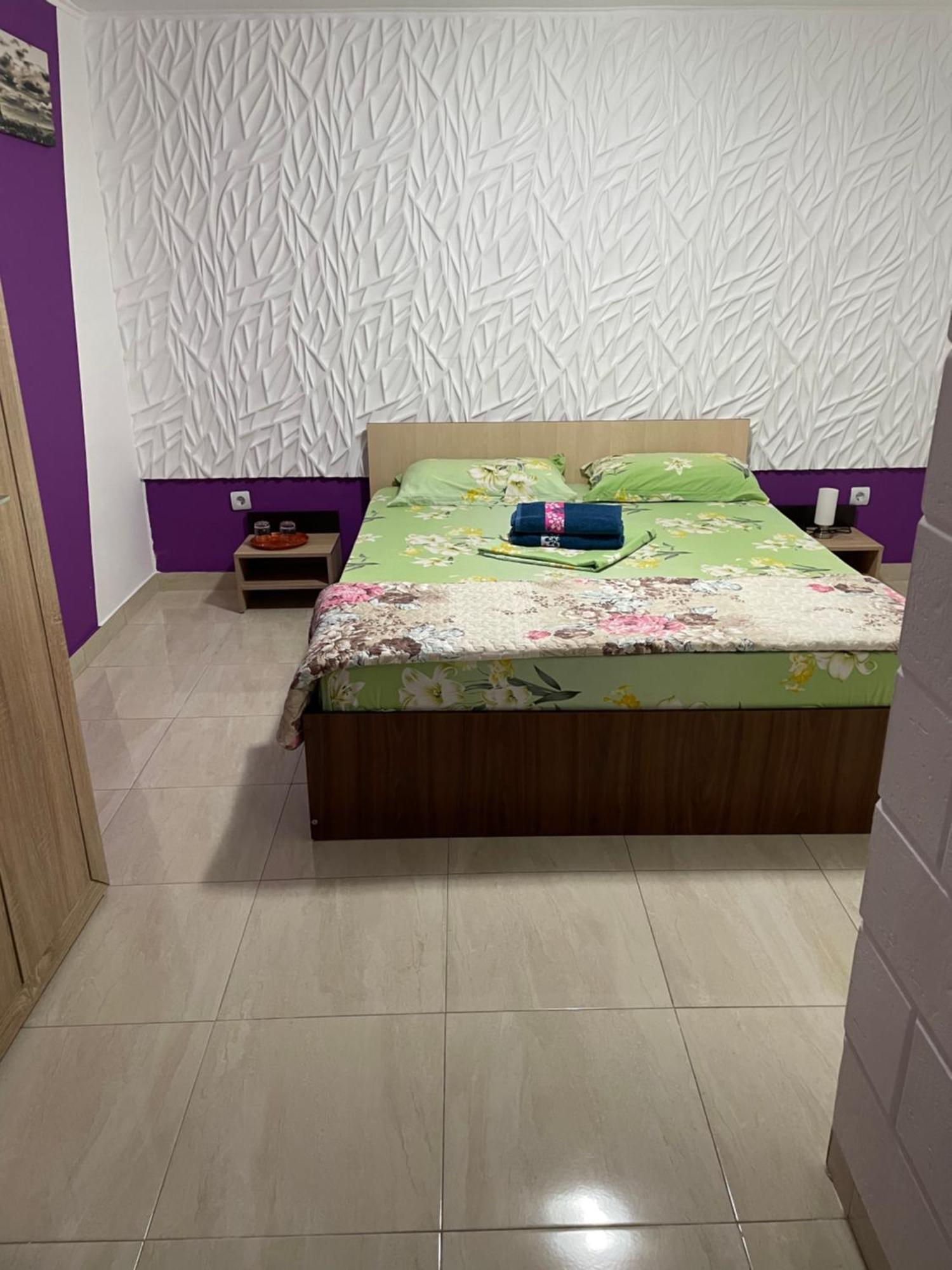 Vila Vlad Două Mai Esterno foto